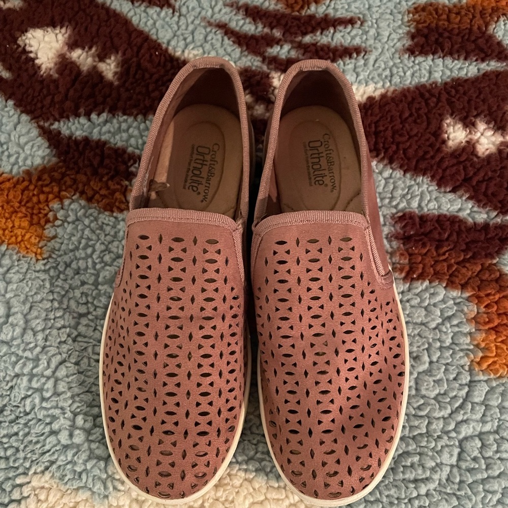NWOT Croft and Barrow Ortholite slip ons SIZE 8